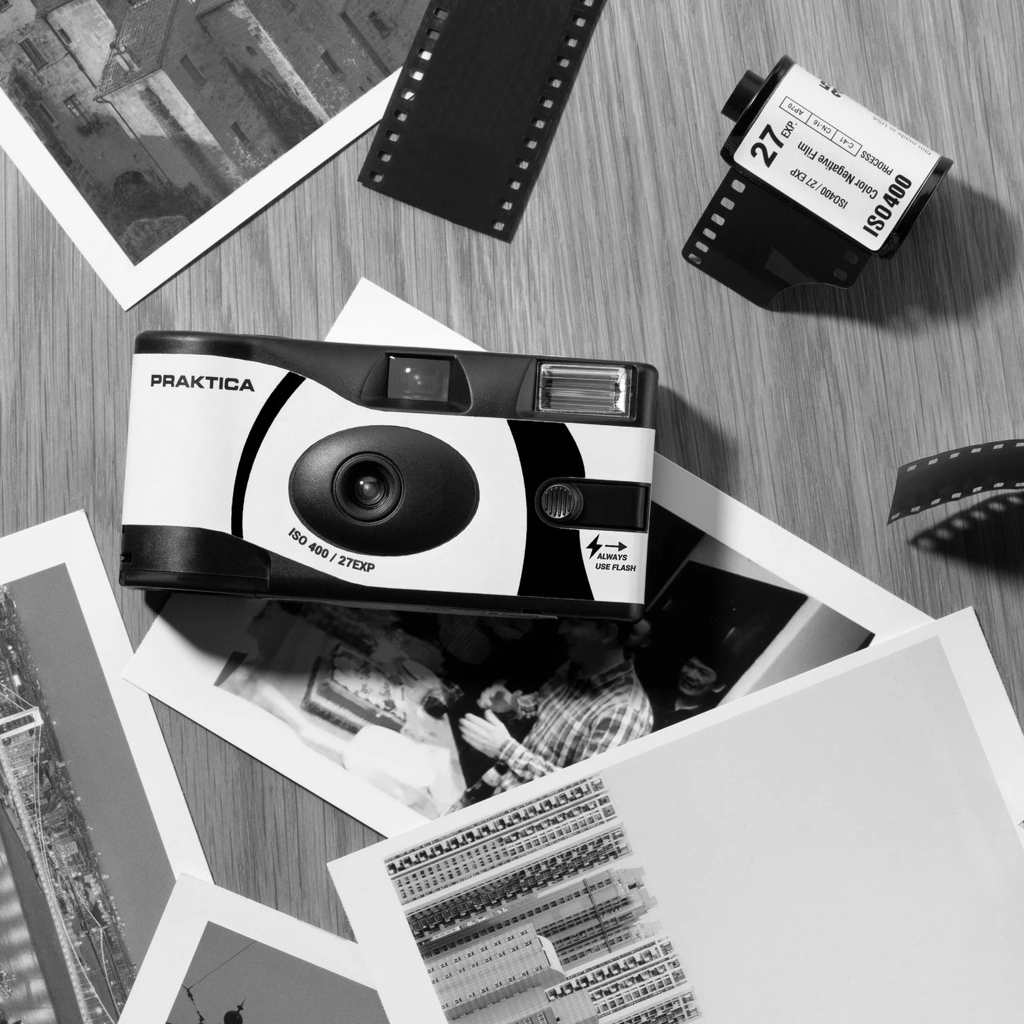 Praktica Single Use Disposable Black & White Film Camera with Flash, Black - Single