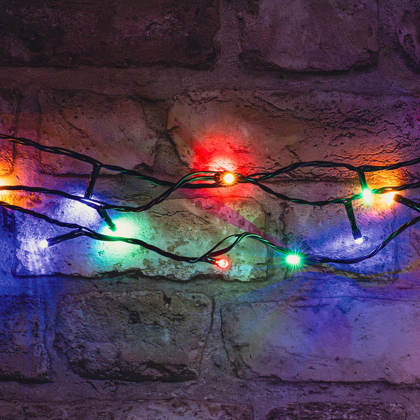 Lyyt Outdoor LED Battery Operated String Lights with Timer / Multicoloured